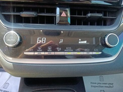 Used 2023 Toyota Corolla LE FWD image 23