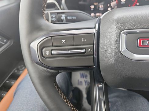 New 2026 GMC Canyon AT4 w/ AT4 Premium Package AWD/4WD image 17