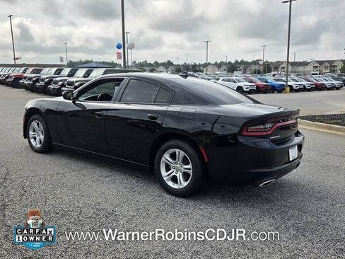 Used 2023 Dodge Charger SXT RWD image 10