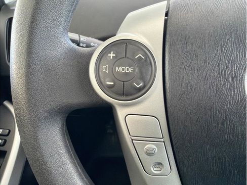 Used 2012 Toyota Prius Two image 17