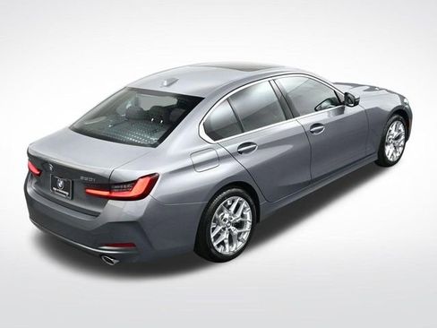 New 2026 BMW 330i xDrive Sedan w/ Premium Package AWD/4WD image 20