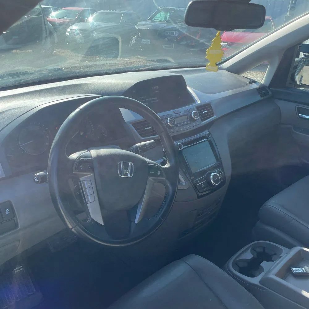 Used 2016 Honda Odyssey EX-L image 24