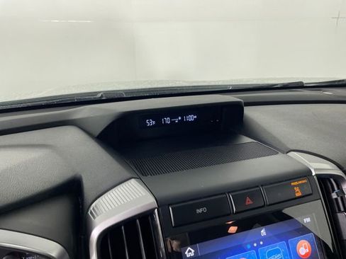 Used 2019 Subaru Ascent Premium image 7