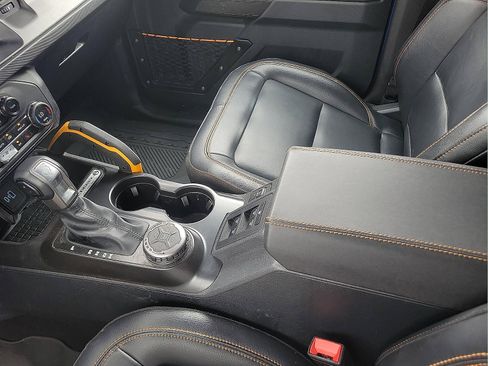 Used 2024 Ford Bronco Badlands image 20