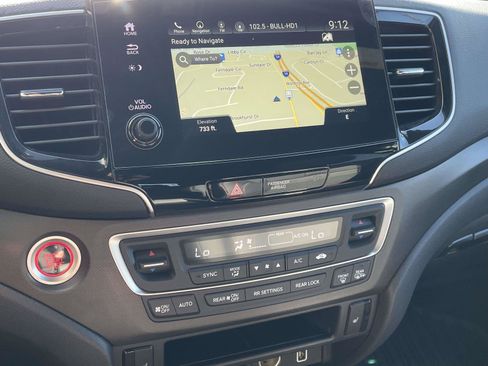 Used 2022 Honda Pilot TrailSport image 17