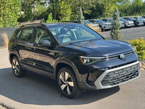 New 2025 Volkswagen Taos S image 7
