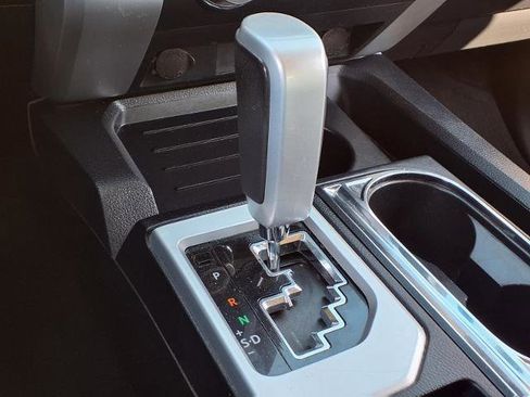 Used 2017 Toyota Tundra Limited image 12