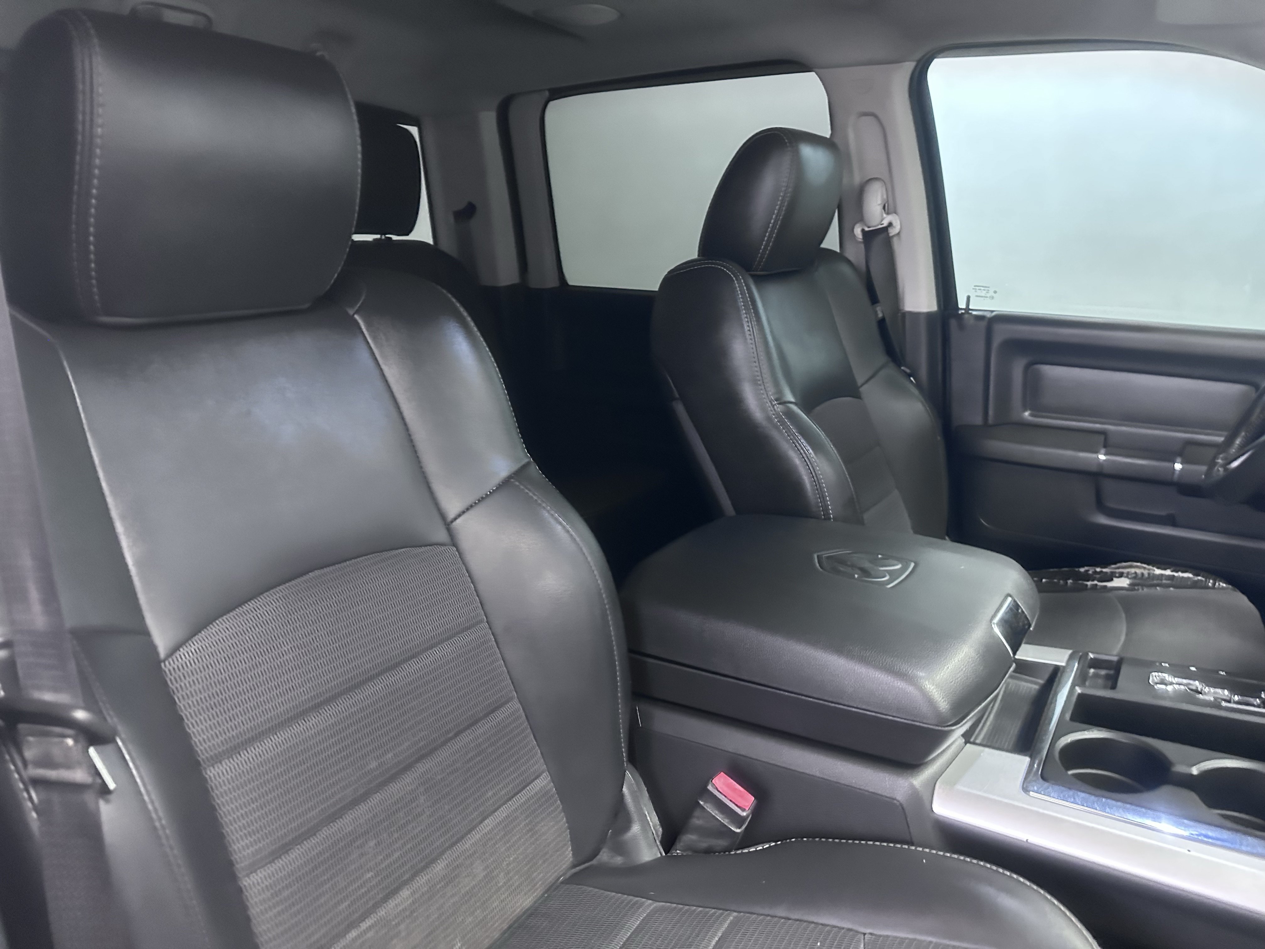 Used 2012 RAM 1500 Sport w/ Sport Premium Group AWD/4WD image 40