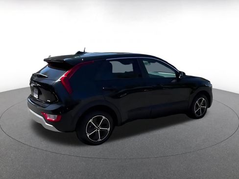 Used 2026 Kia Niro LX FWD image 15