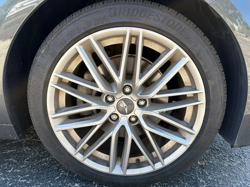 Used 2021 Genesis G70 2.0T w/ Elite Package image 12