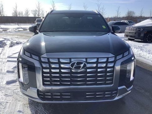 Used 2025 Hyundai Palisade Calligraphy image 2