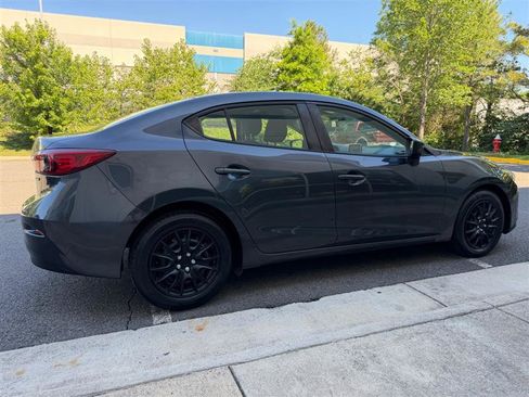 Used 2015 MAZDA MAZDA3 i Touring FWD image 20
