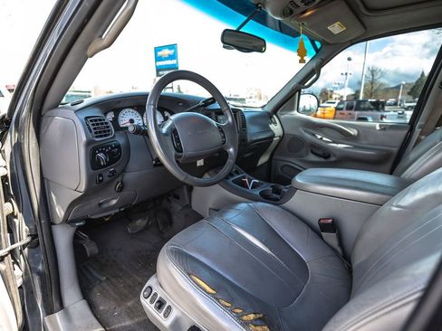 Used 2001 Ford Expedition Eddie Bauer image 19