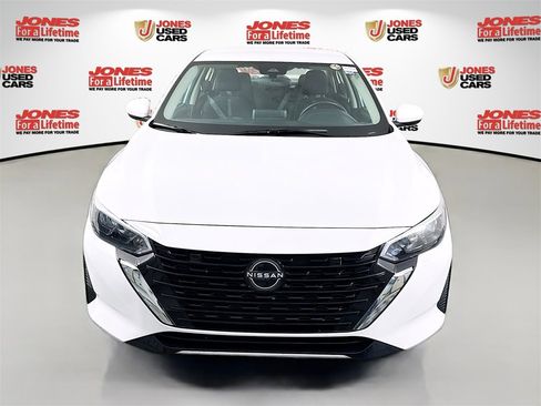 Certified 2025 Nissan Sentra SV w/ Lighting Package image 11