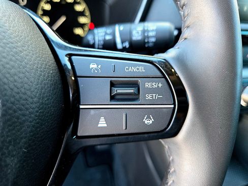 Used 2024 Honda CR-V EX-L image 12