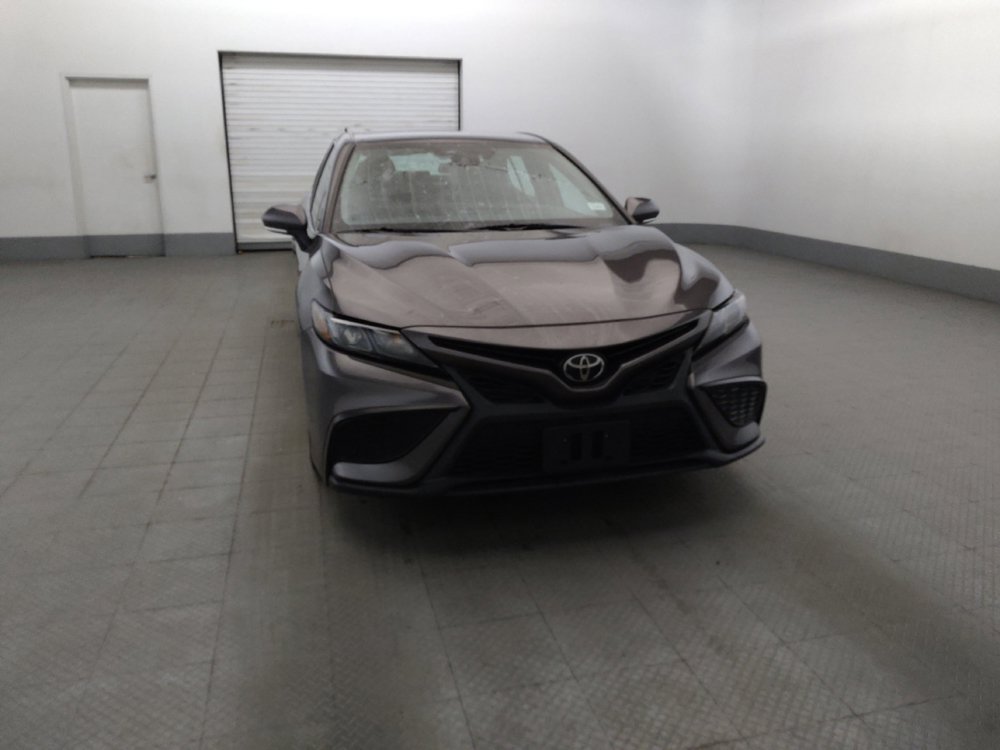 Used 2022 Toyota Camry SE FWD image 14