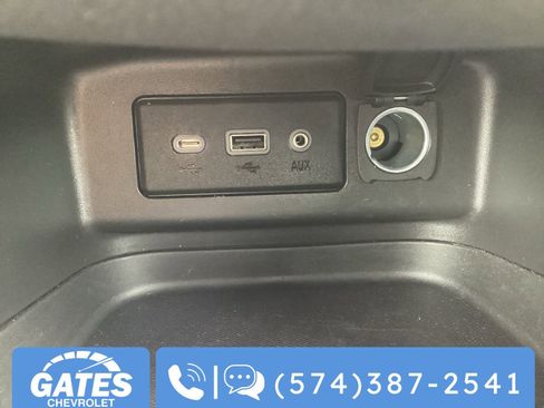Used 2024 Chevrolet Equinox LT w/ LPO, Floor Liner Package FWD image 23