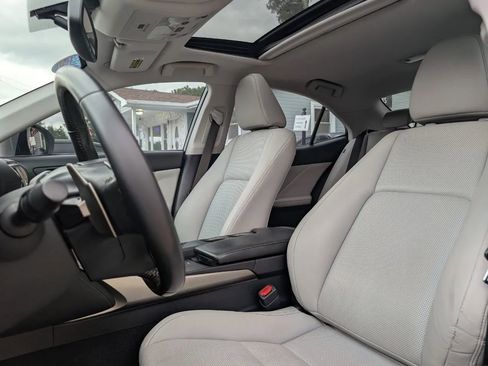 Used 2015 Lexus IS 250 image 19