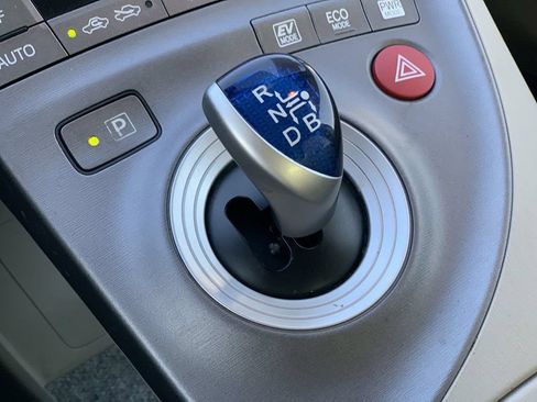 Used 2013 Toyota Prius Two FWD image 13