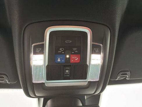 Used 2021 RAM 1500 Laramie w/ Sport Appearance Package AWD/4WD image 19