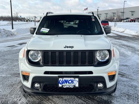 Used 2021 Jeep Renegade Latitude w/ Sun & Sound Group image 8