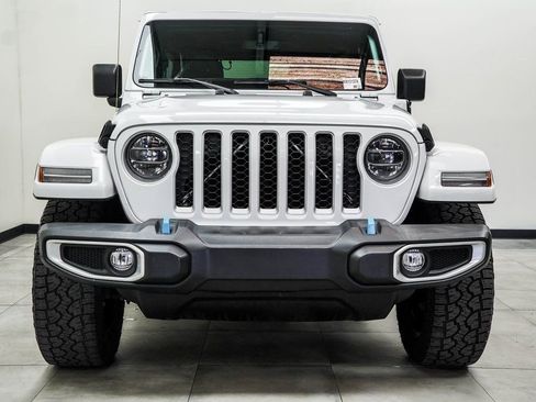 Used 2022 Jeep Wrangler Unlimited Sahara w/ Safety Group image 7