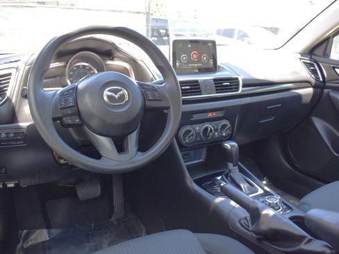 Used 2015 MAZDA MAZDA3 i Sport FWD image 16