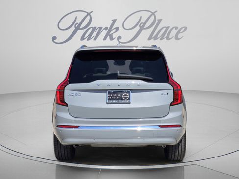 Used 2026 Volvo XC90 B6 Plus w/ Protection Package Premier AWD/4WD image 4