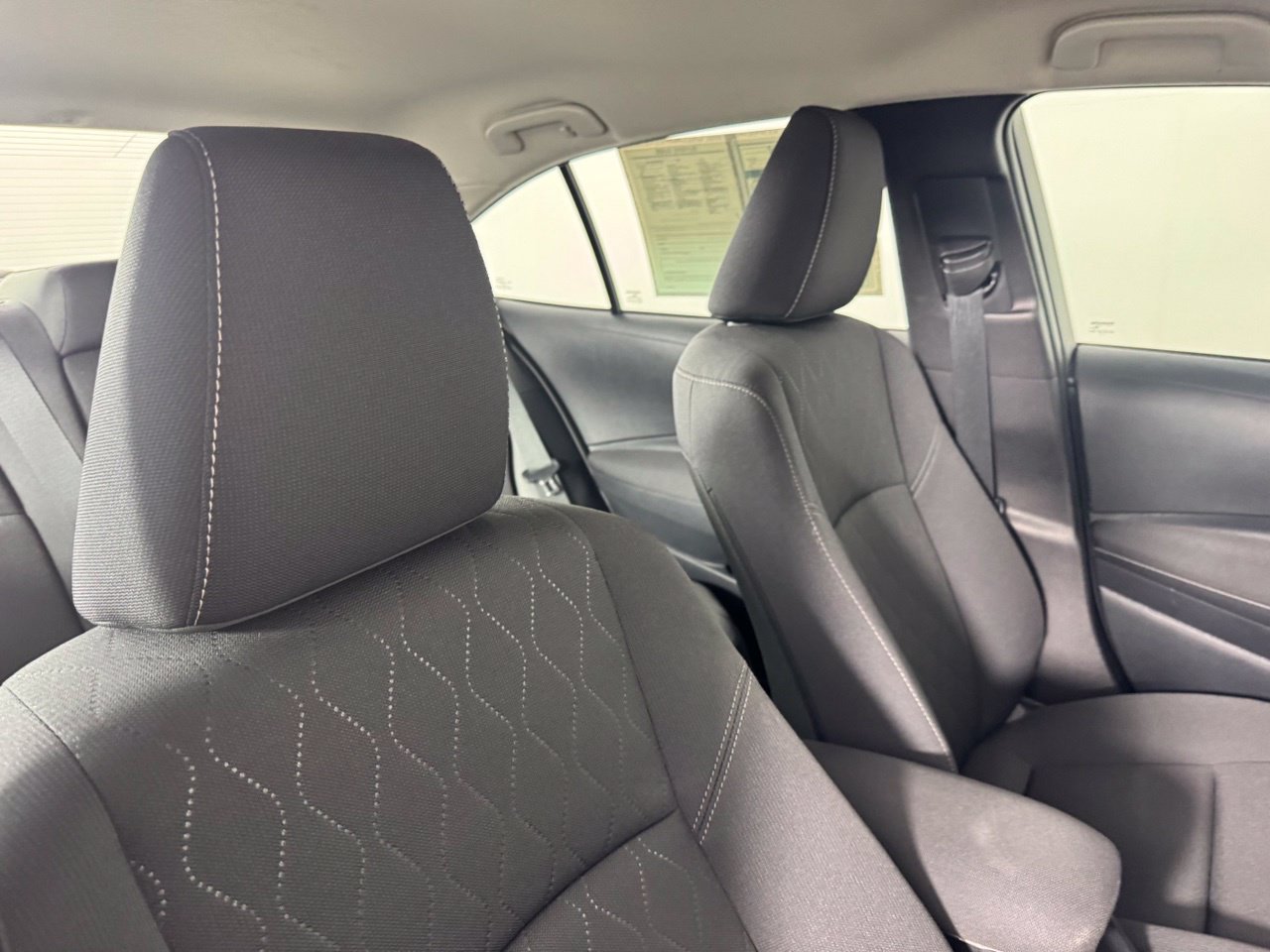 Used 2026 Toyota Corolla LE FWD image 30