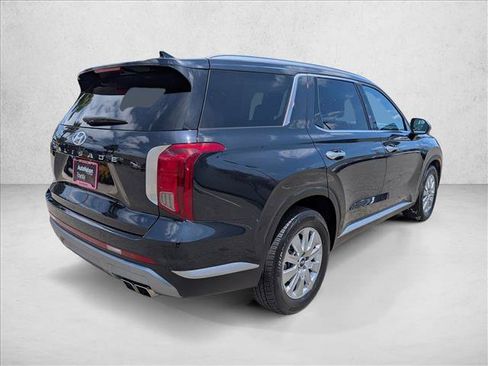 Used 2024 Hyundai Palisade SEL FWD image 5
