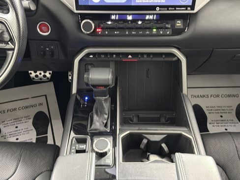 Used 2022 Toyota Tundra Limited w/ TRD Off-Road Package image 22