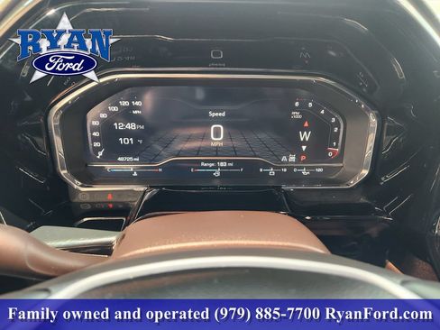 Used 2024 GMC Sierra 1500 SLT w/ SLT Premium Plus Package AWD/4WD image 9
