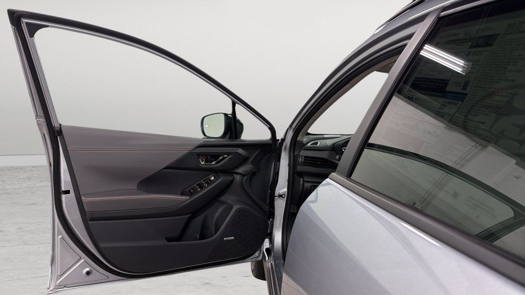 New 2026 Subaru Crosstrek 2.5i Limited w/ Crosstrek Mirror Package AWD/4WD image 14