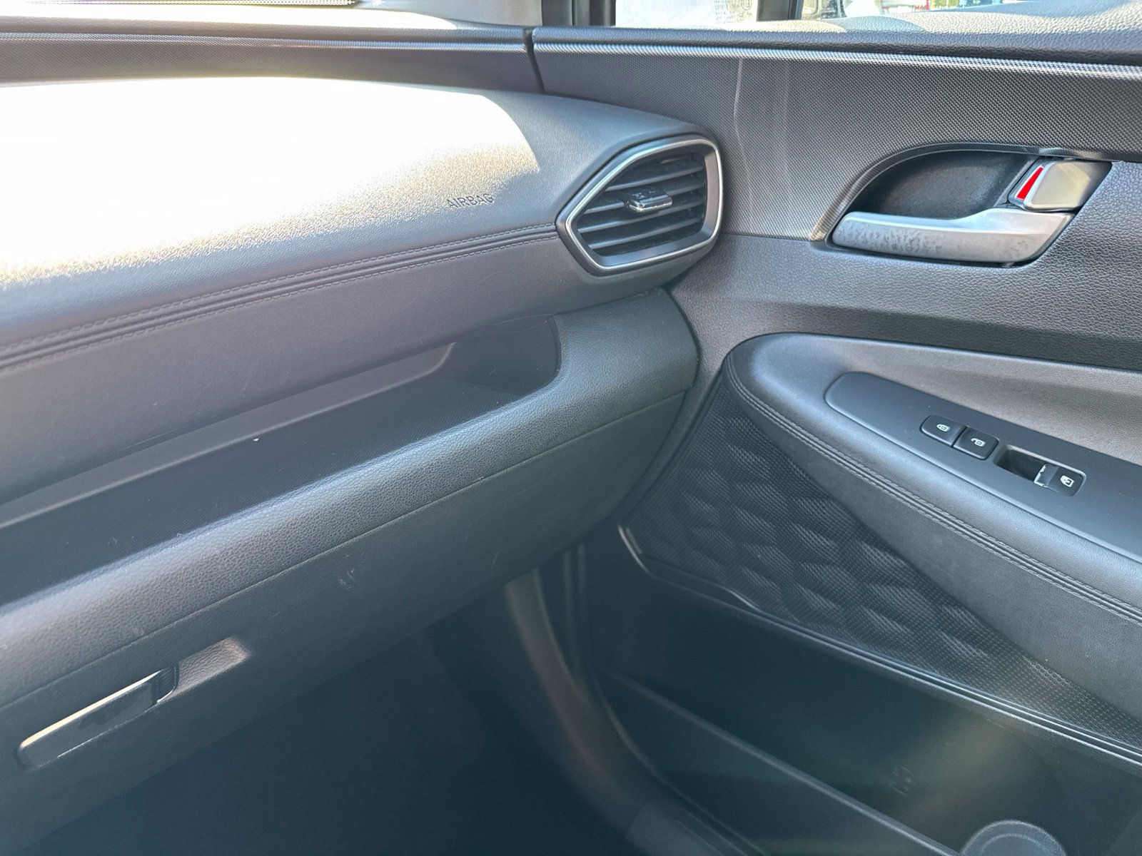 Used 2023 Hyundai Santa Fe SEL FWD image 27