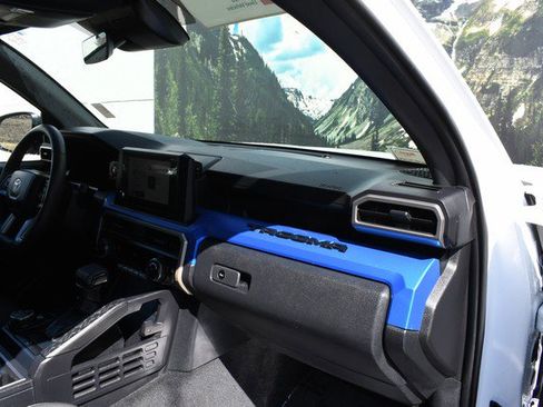 Certified 2025 Toyota Tacoma TRD Off-Road image 24