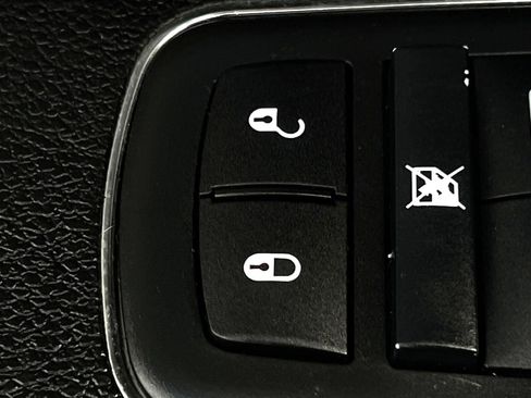 Used 2016 Dodge Charger R/T image 44