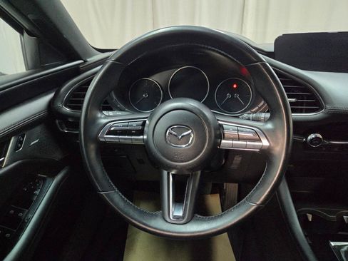 Used 2022 MAZDA MAZDA3 s FWD image 26