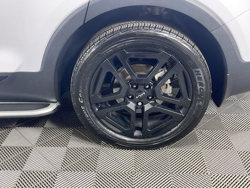 Used 2024 Kia Telluride EX X-Line image 35