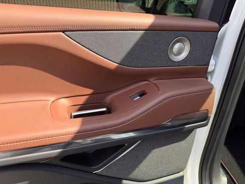 New 2026 Lincoln Navigator Reserve image 21