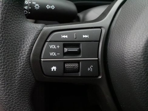 Certified 2026 Honda HR-V LX image 26