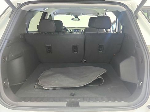 Used 2024 Chevrolet Equinox LT FWD image 20