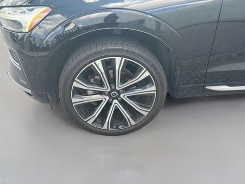 Used 2023 Volvo XC60 B5 Ultimate FWD image 8