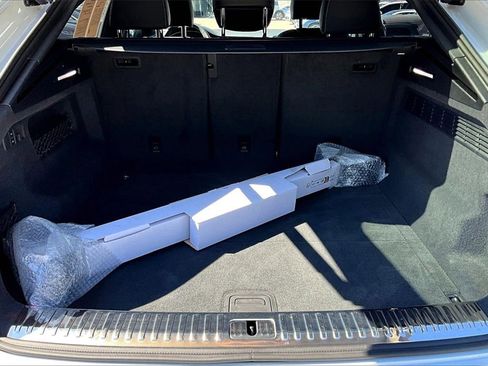 Certified 2025 Audi Q8 Prestige w/ Prestige Package image 15