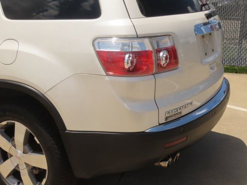 Used 2012 GMC Acadia SLT FWD image 12