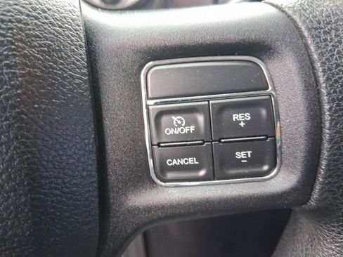 Used 2014 RAM 1500 Express image 16