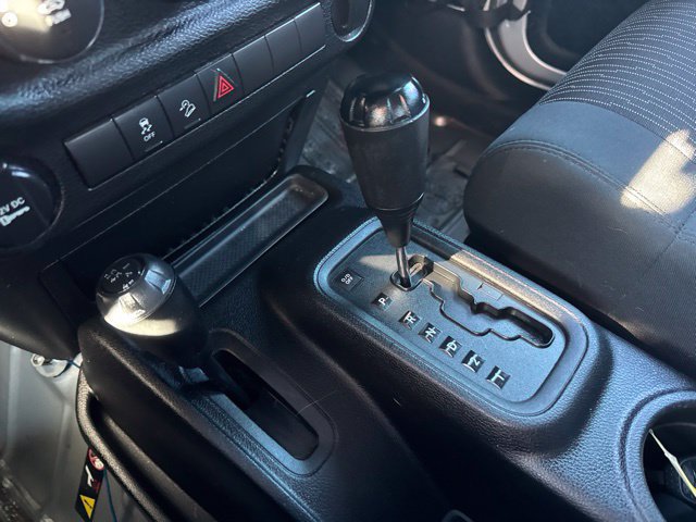 Used 2011 Jeep Wrangler Sport AWD/4WD image 19