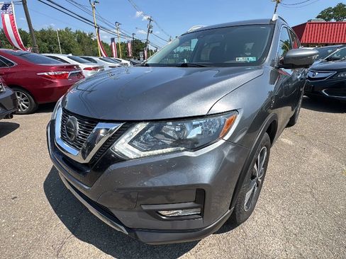 Used 2018 Nissan Rogue SL AWD/4WD image 1
