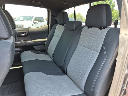 Used 2023 Toyota Tacoma TRD Off-Road AWD/4WD image 28