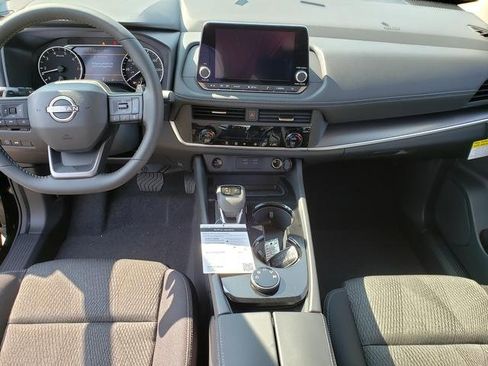 New 2026 Nissan Rogue SV image 7