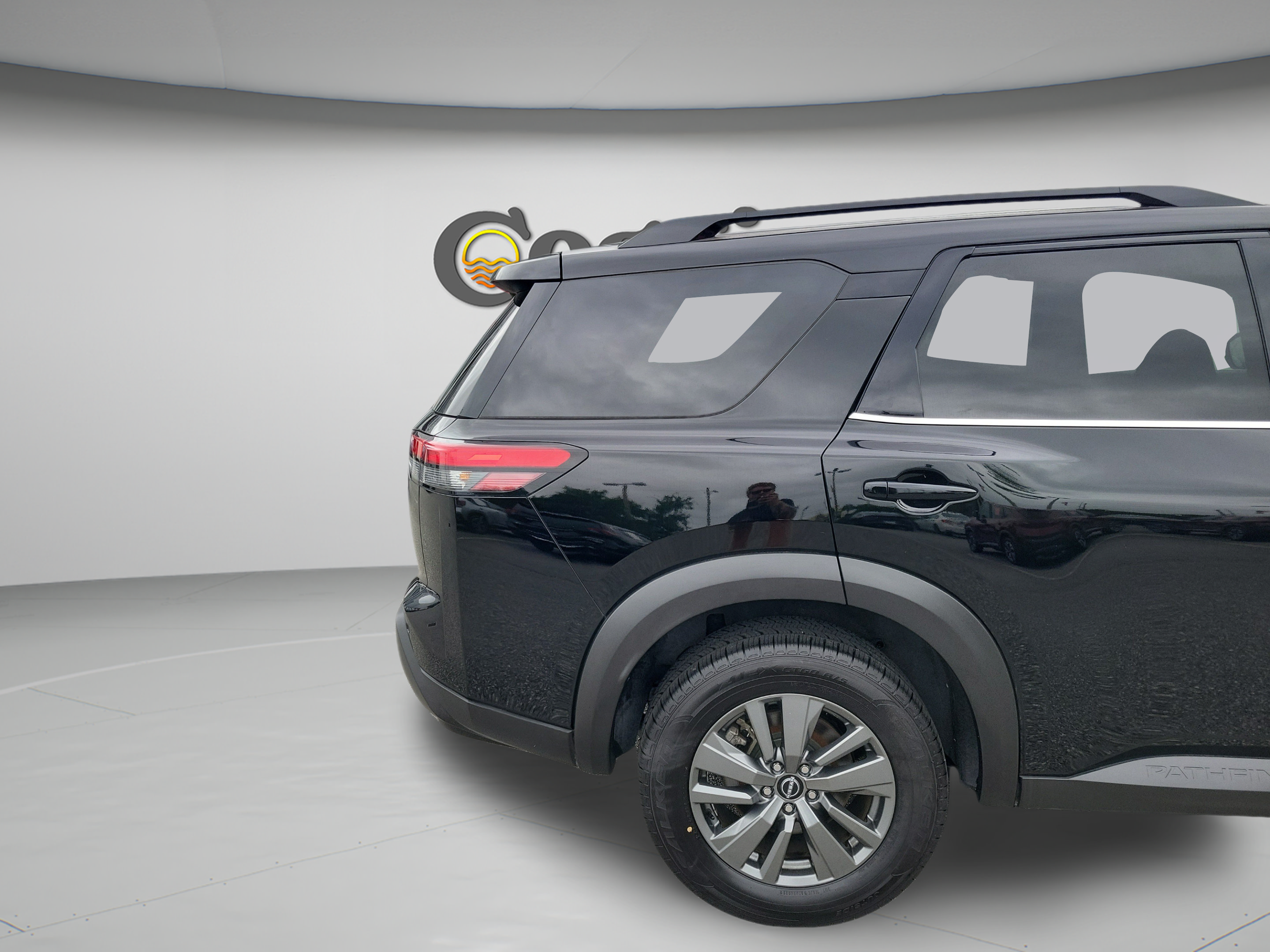 Used 2023 Nissan Pathfinder SV AWD/4WD image 30